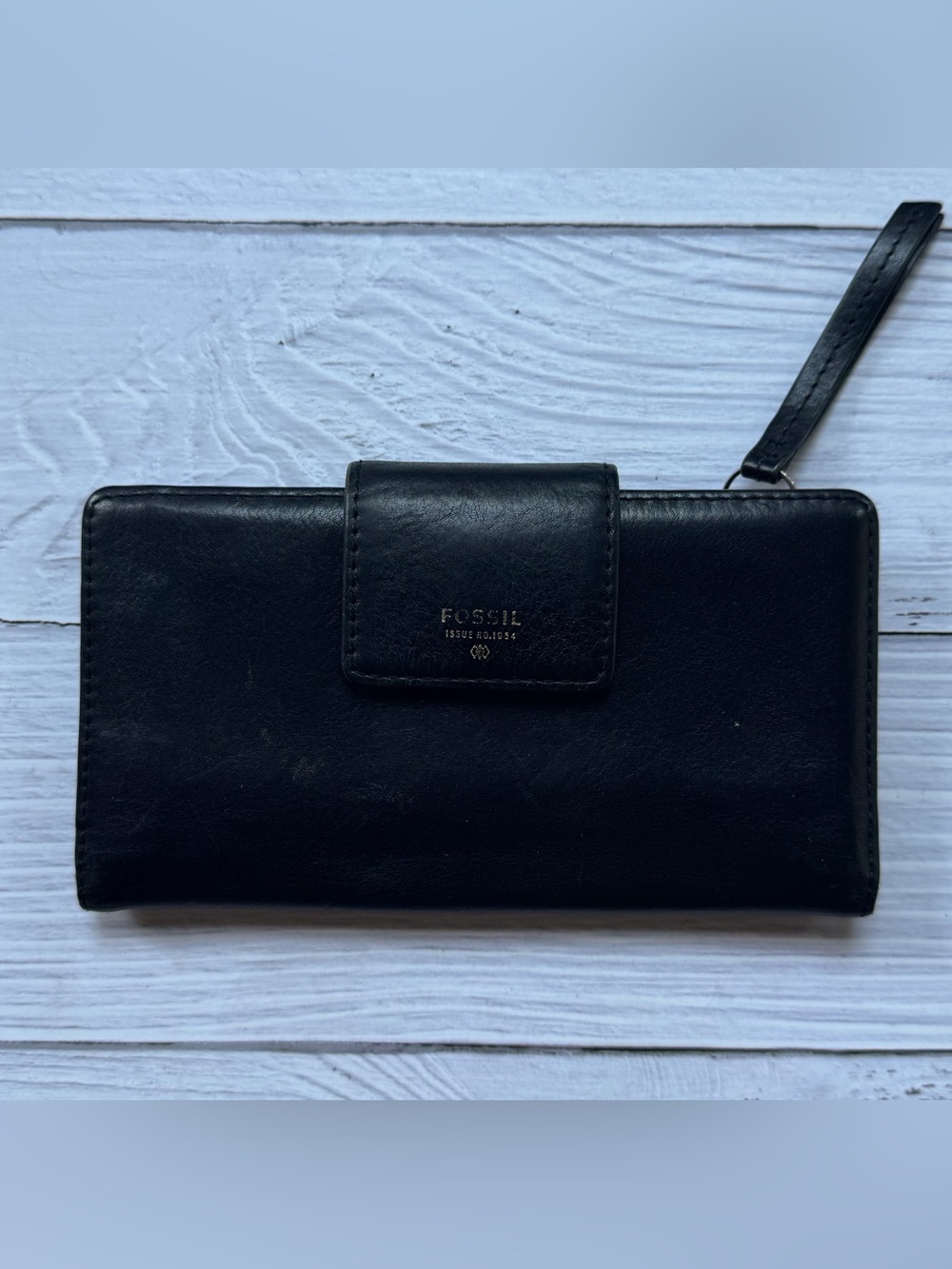 Fossil Black Leather Snap Tab Logan RFID Wallet / Wristlet Clutch